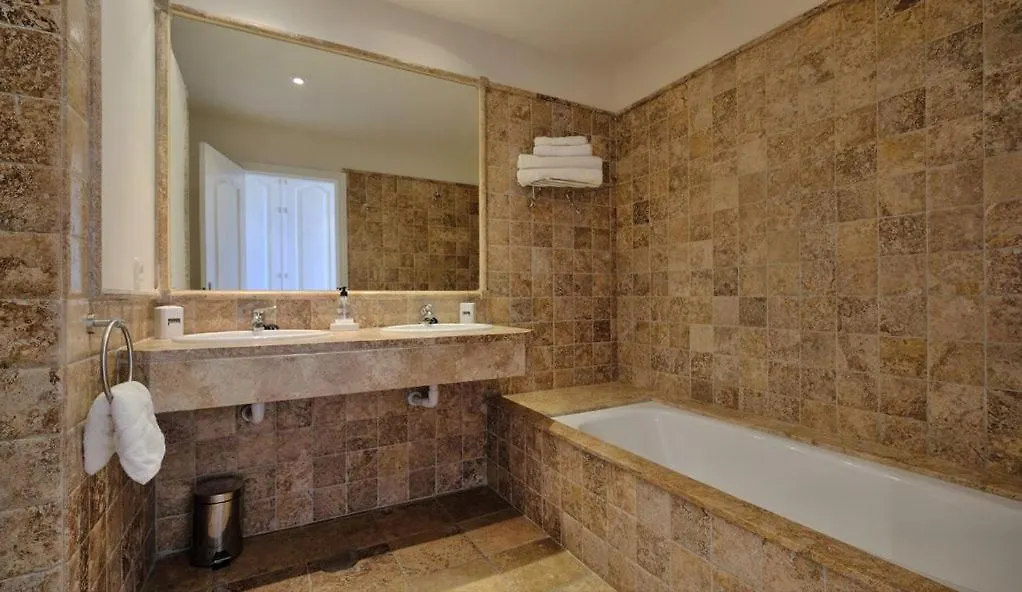 Los Flamingos Luxurious-Royal Flamingos Estepona Spain